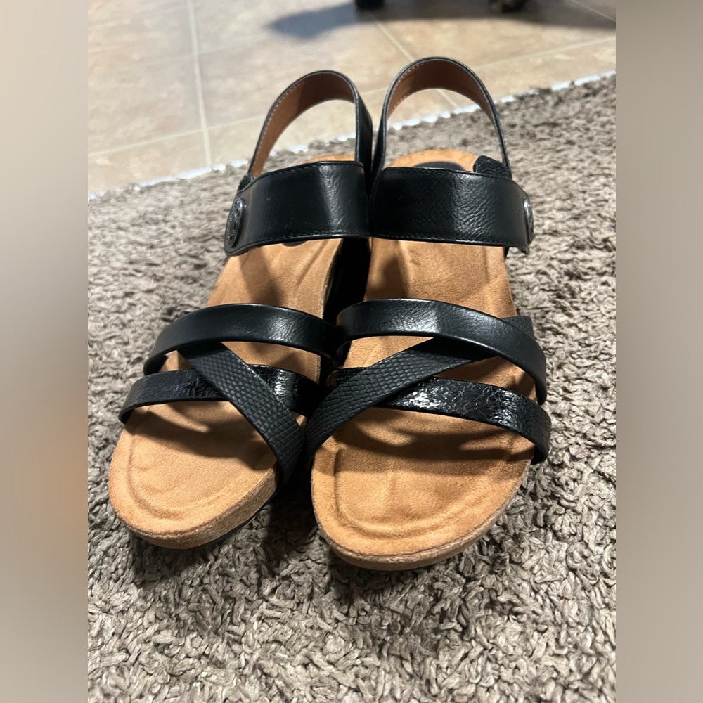 Cute black sandals